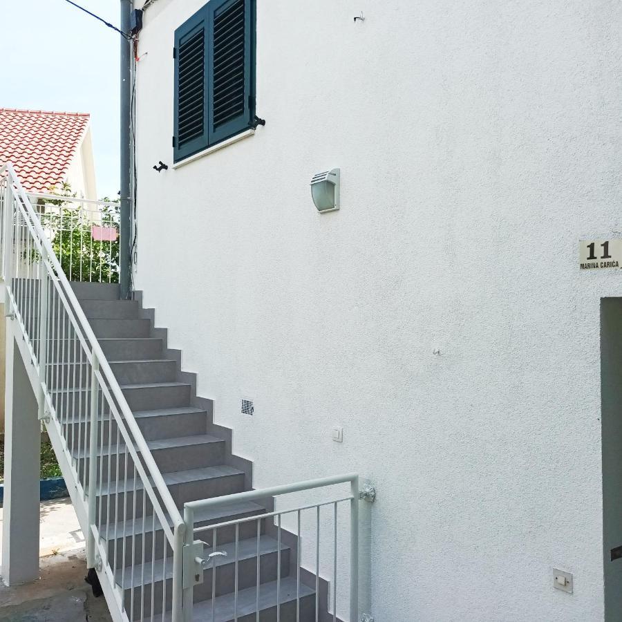 Jesliving Hvar - 2 Bedroom Elegant Apartment With Sea View In Historic Center Of Χβαρ Εξωτερικό φωτογραφία
